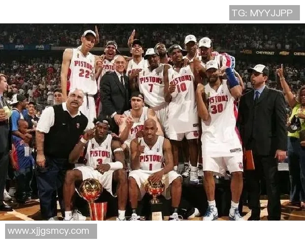 活塞与骑士29日激战在即球迷期待精彩对决与精彩表现 活塞与骑士29日激战在即球迷期待精彩对决与精彩表现